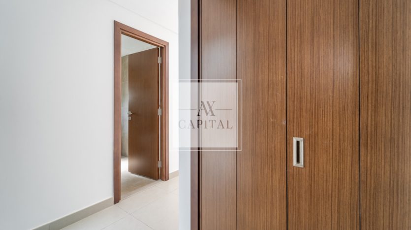 Townhouse on Moudon, Dubai, 3 bedrooms, 222.2 m2 / per year