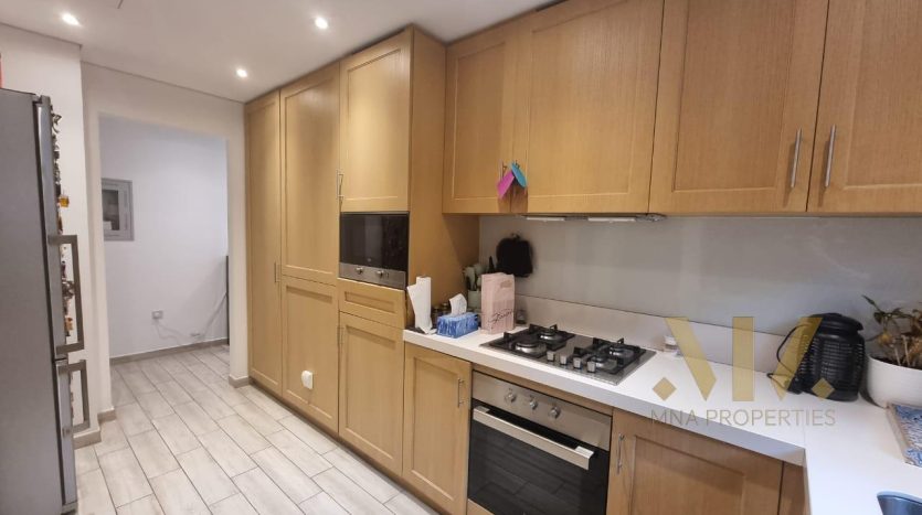 Apartment on Jumeirah Village Circle, Dubai, 2 bedrooms, 165.3 m2 / per year