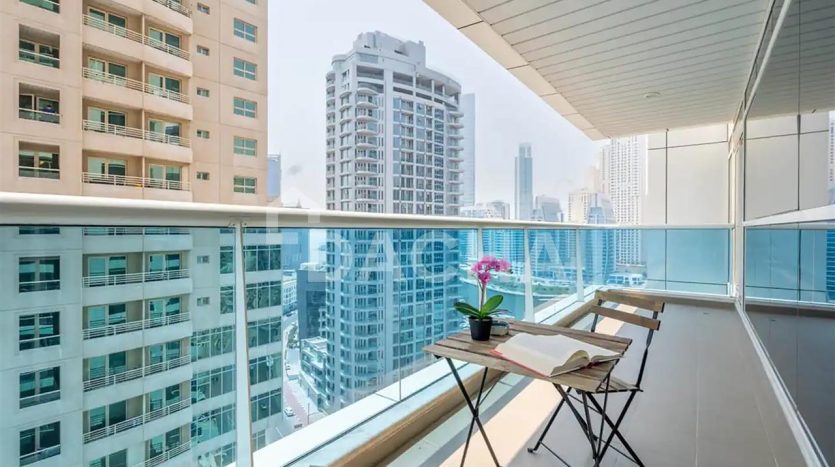 Apartment on Dubai Marina, 1 bedroom, 98.8 m2 / per year