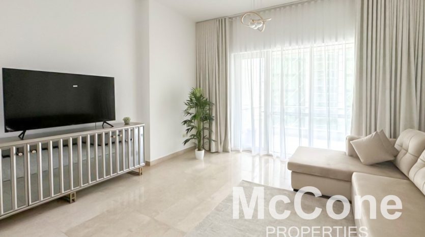Apartment on Dubai Marina, 2 bedrooms, 168.53 m2 / per year