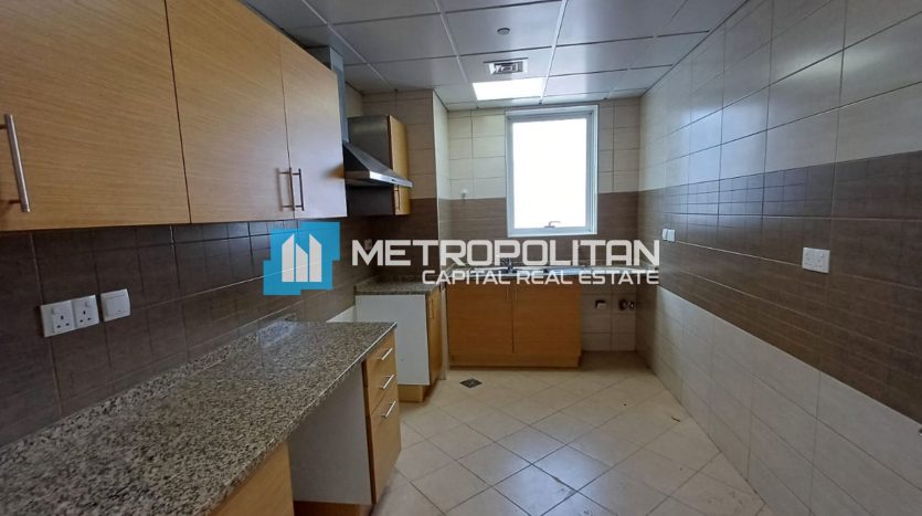 Квартира в Corniche Road, Абу-Даби, 3 спальни, 195.6 м2 / в год