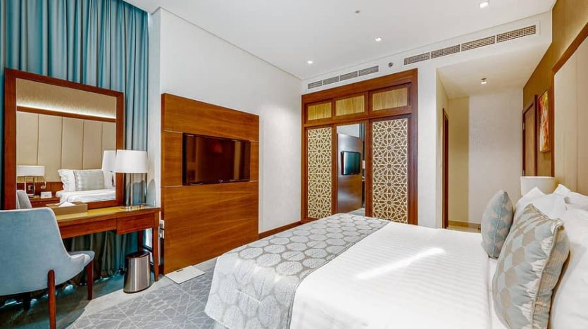 Apartment on Business Bay, Dubai, 2 bedrooms, 115 m2 / per year