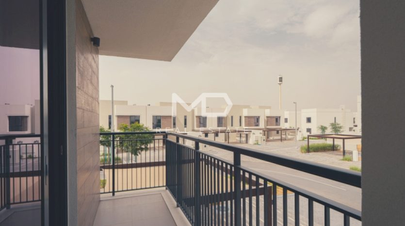 Villa on Yas Island, Abu-Dhabi, 4 bedrooms, 339.9 m2 / per year