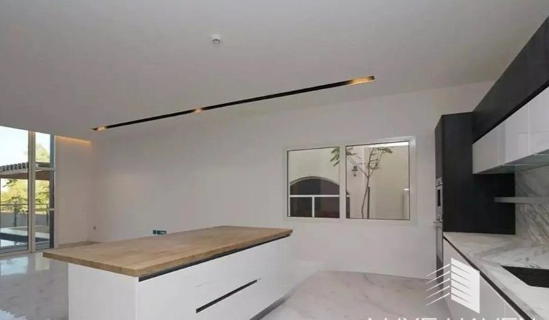 Villa on Jumeirah Golf Estates, Dubai, 5 bedrooms, 848.3 m2  | Foto 3