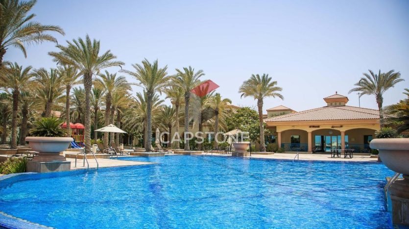 Villa on Al Raha Beach, Abu-Dhabi, 4 bedrooms, 715 m2 / per year