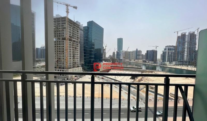 Apartment on Business Bay, Dubai, 1 bedroom, 44 m2 / per month