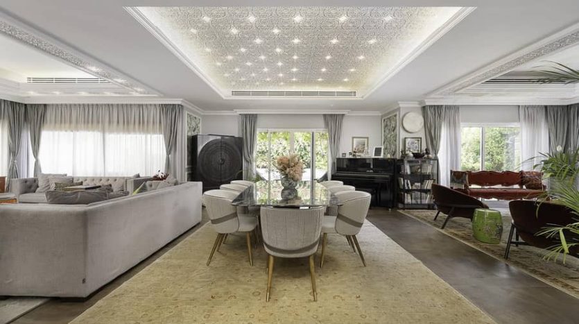 Villa on The Lakes, Dubai, 5 bedrooms, 604 m2  | Foto 1