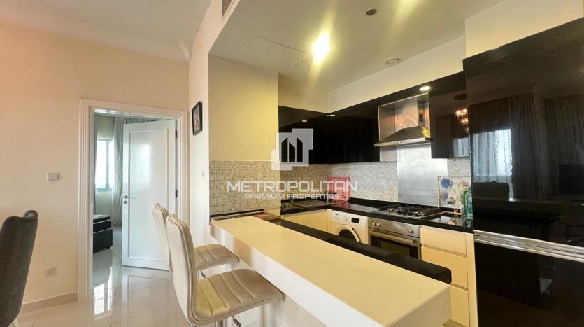 Apartment on Downtown Burj Dubai, 1 bedroom, 82 m2 / per year