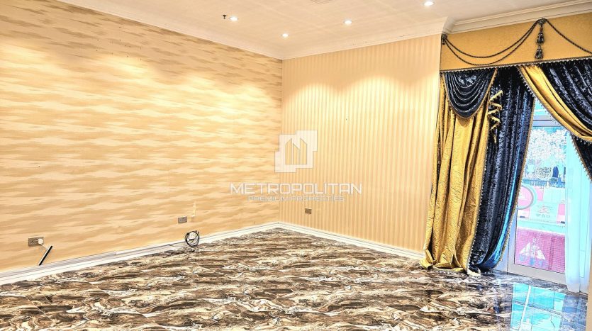 Shop on Bur Dubai, Dubai, 576 m2 / per year