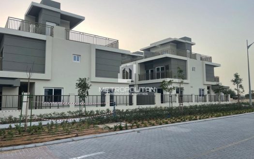 Таунхаус в DAMAC Hills (Akoya by DAMAC), Дубай, 4 спальни, 184 м2