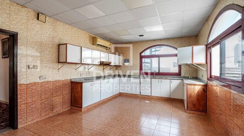 Rent Villa on Al-Twar, Dubai, 5 bedrooms, 4768 sq. ft. | Foto 4