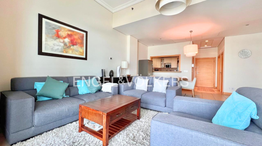 Квартира в Пальма Джумейра, Дубай, 1 спальня, 105.9 м2 / в год  