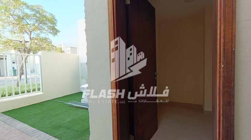 Townhouse on Mina Al Arab, Ras-al-khaimah, 3 bedrooms, 350.1 m2 / per year