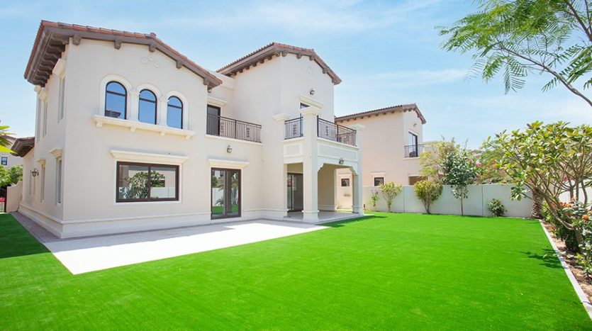 Villa on Arabian Ranches 2, Dubai, 4 bedrooms, 404 m2  | Foto 1