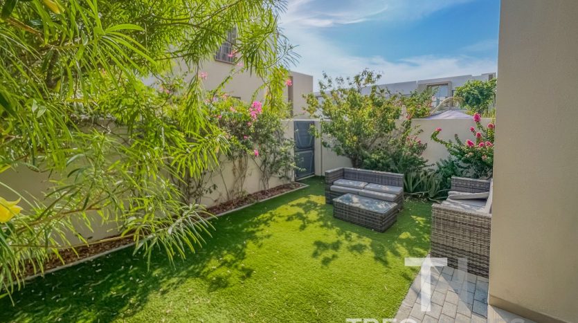 Townhouse on Arabian Ranches 2, Dubai, 3 bedrooms, 205 m2 / per year