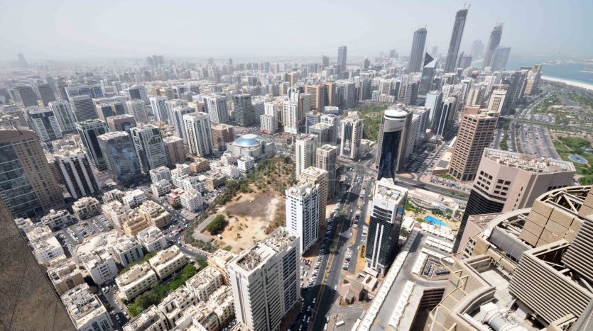 Квартира в Corniche Road, Абу-Даби, 3 спальни, 225.8 м2 / в год