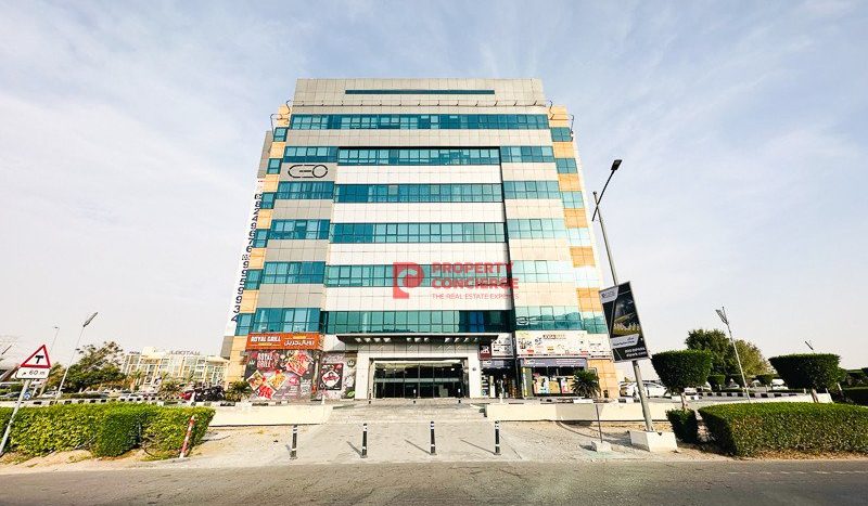 Офис в Дубай Инвестмент Парк, Дубай, 106 м2 / в месяц