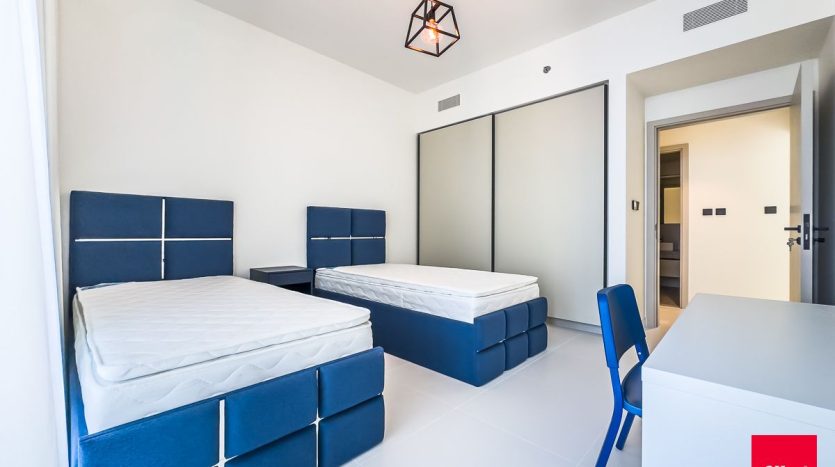 Apartment on Dubai Harbour, Dubai, 2 bedrooms, 101.6 m2 / per year