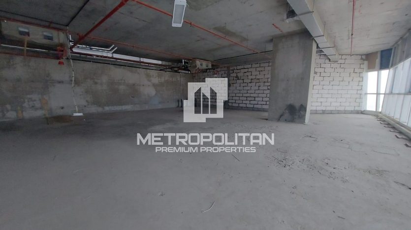Office on Business Bay, Dubai, 214.9 m2 / per year