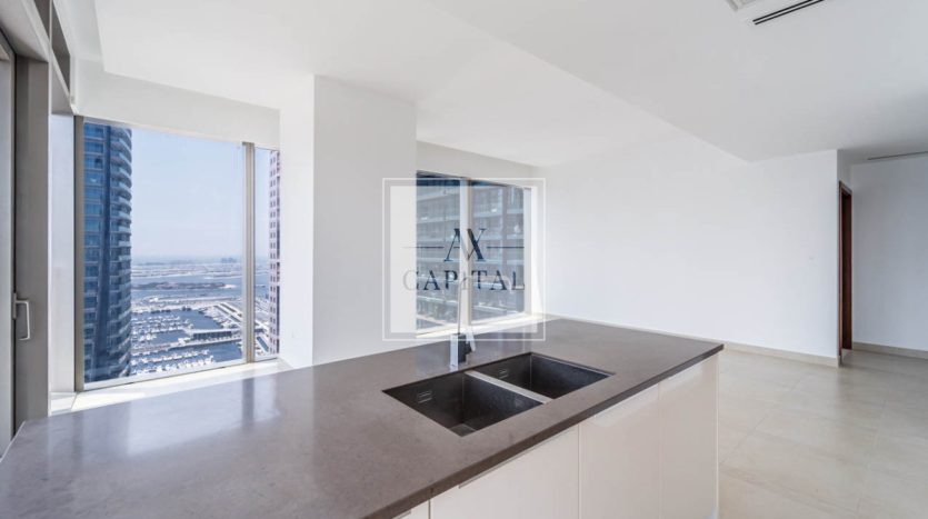 Apartment on Dubai Marina, 3 bedrooms, 151.8 m2 / per year