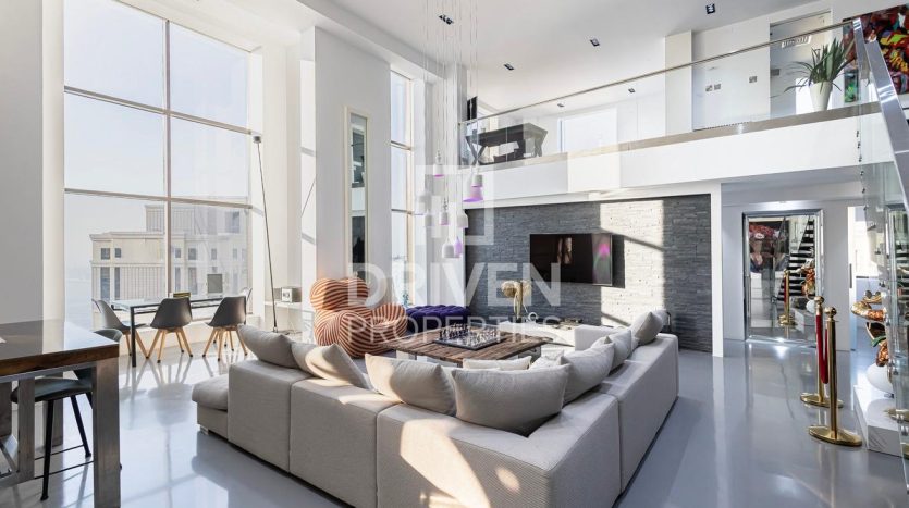 Apartment on Jumeirah Beach Residence, Dubai, 3 bedrooms, 180 m2 / per year
