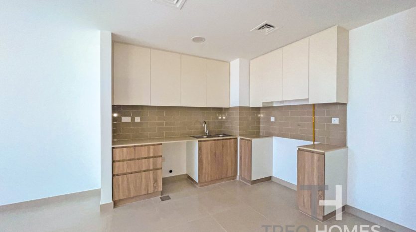 Townhouse on Town Square, Dubai, 3 bedrooms, 215 m2 / per year