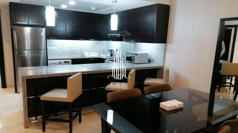 Квартира в Corniche Road, Абу-Даби, 2 спальни, 102 м2 / в год