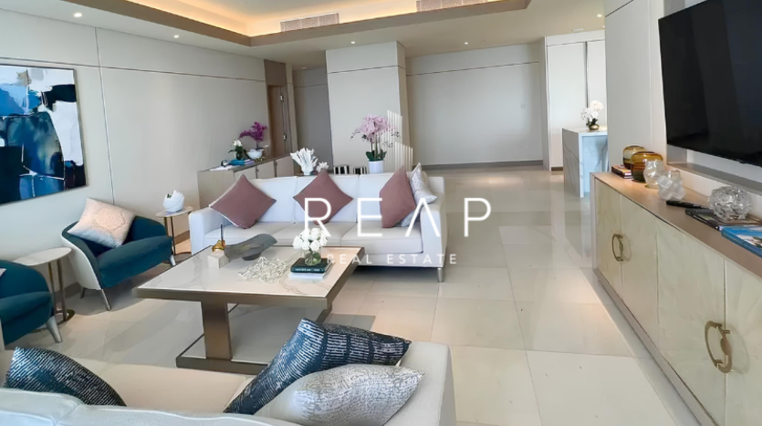 Квартира в Джумейра Бич Резиденс, Дубай, 3 спальни, 216.7 м2