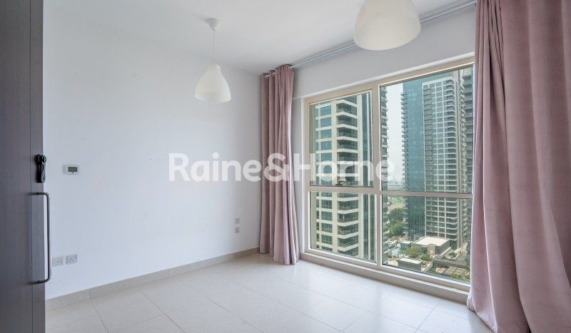 Квартира в The Views, Дубай, 1 спальня, 63 м2 / в год