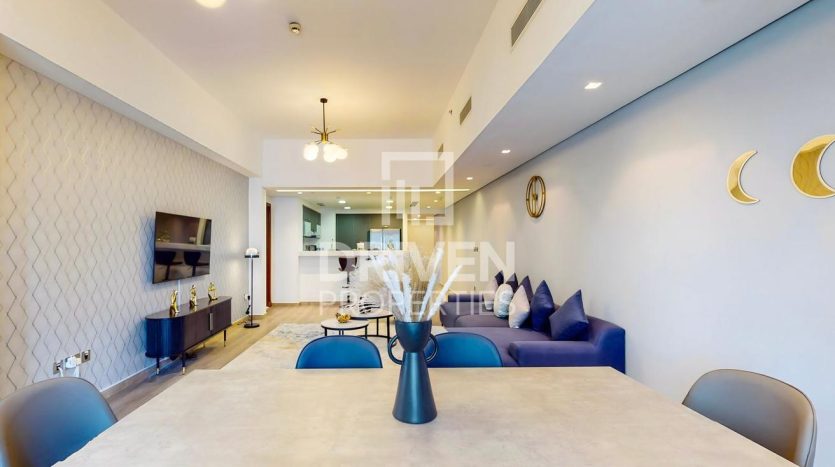 Apartment on Palm Jumeirah, Dubai, 2 bedrooms, 181 m2 / per year