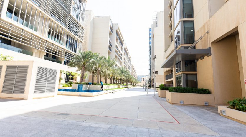 Apartment on Al Raha Beach, Abu-Dhabi, 1 bedroom, 92 m2 / per year