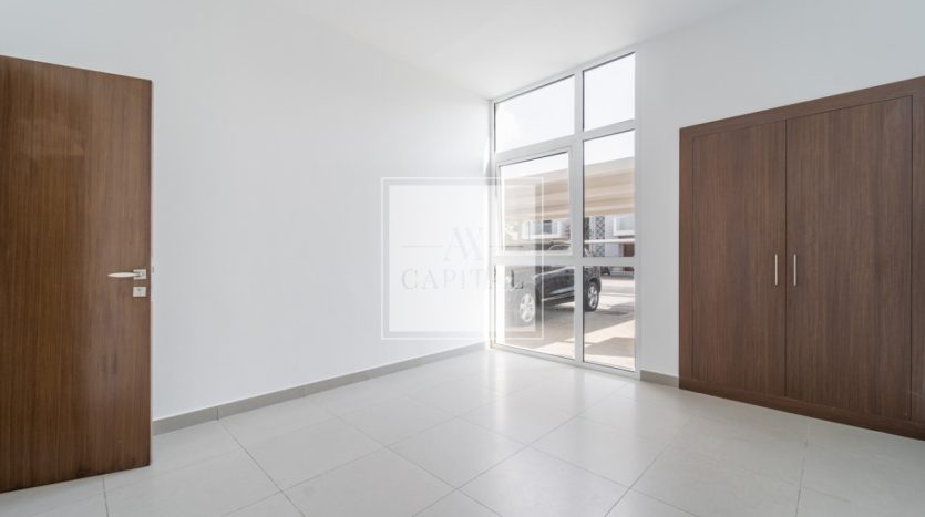 Townhouse on Moudon, Dubai, 3 bedrooms, 222.2 m2 / per year