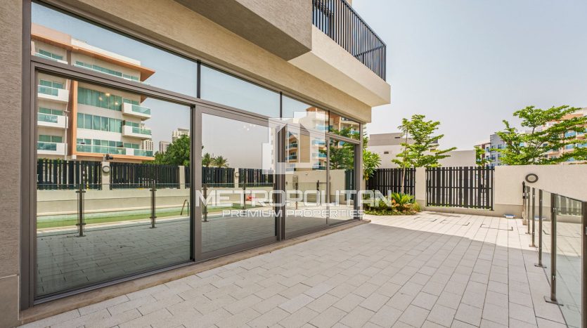 Вилла в Dubai Land, 5 спален, 248 м2 / в год