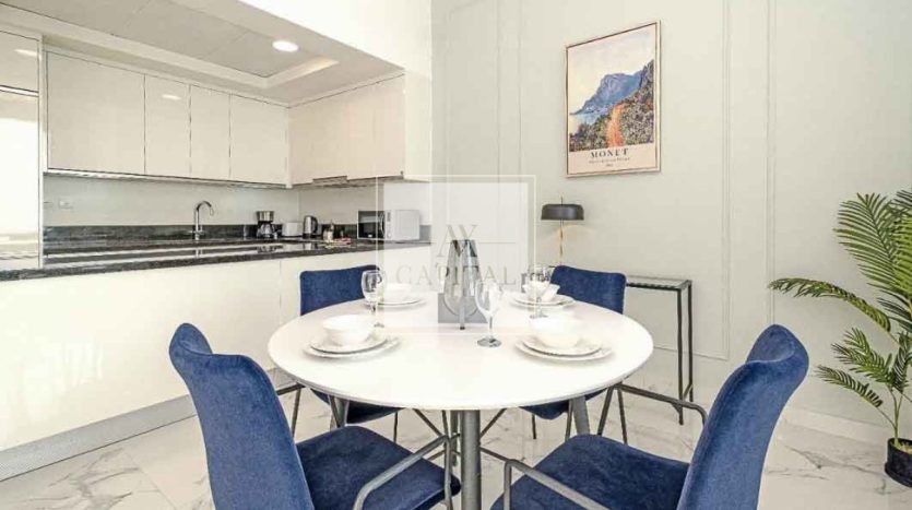 Apartment on Business Bay, Dubai, 1 bedroom, 75.2 m2 / per year