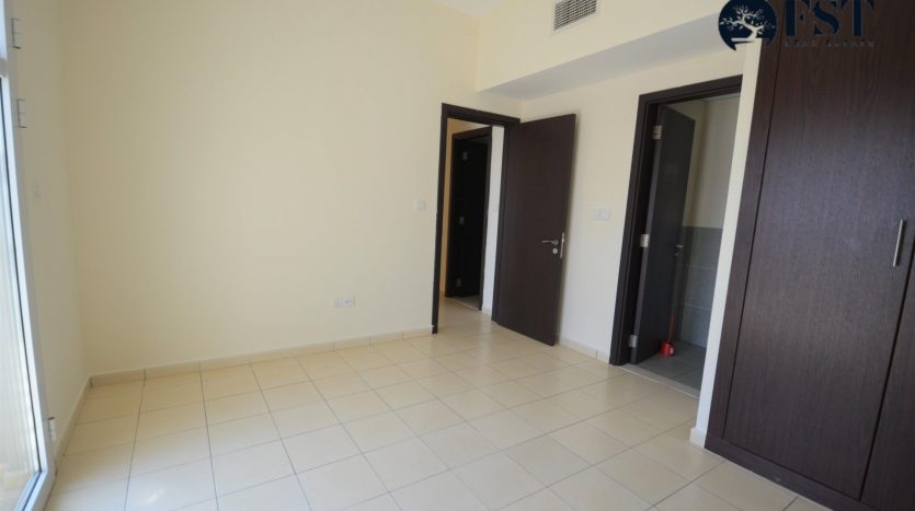 Townhouse on Jumeirah Village Circle, Dubai, 4 bedrooms, 132.5 m2  | Foto 5