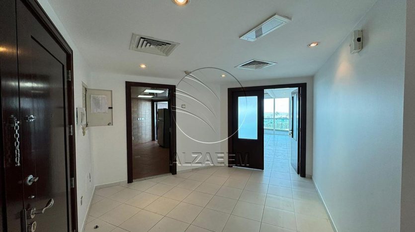 Квартира в Corniche Road, Абу-Даби, 3 спальни, 250 м2 / в год