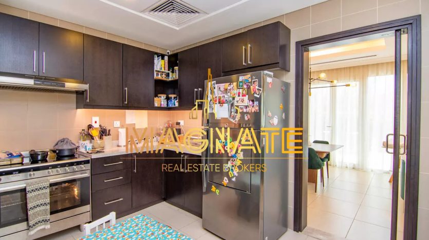 Villa on Al Barsha, Dubai, 4 bedrooms, 393 m2  | Foto 3