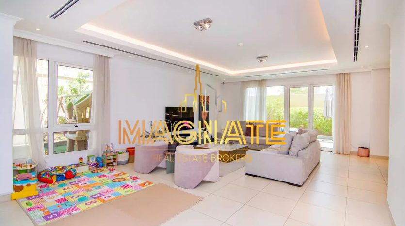 Villa on Al Barsha, Dubai, 4 bedrooms, 393 m2  | Foto 5