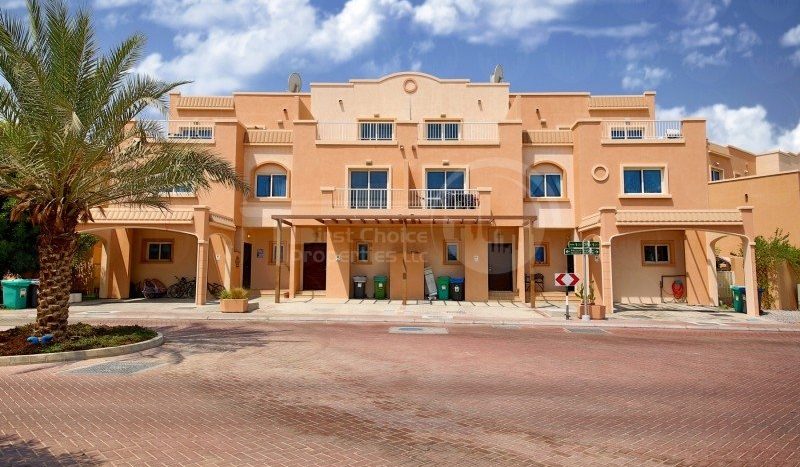 Villa on Al Reef, Abu-Dhabi, 4 bedrooms, 265.3 m2 / per year