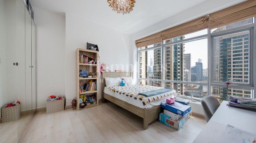 Apartment on Dubai Marina, 2 bedrooms, 135.9 m2 / per year