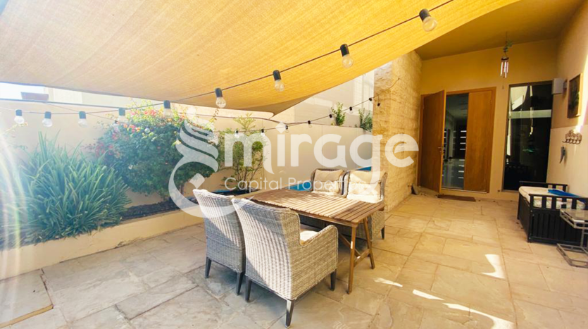 Вилла в Al Raha Gardens, Абу-Даби, 5 спален, 483.1 м2