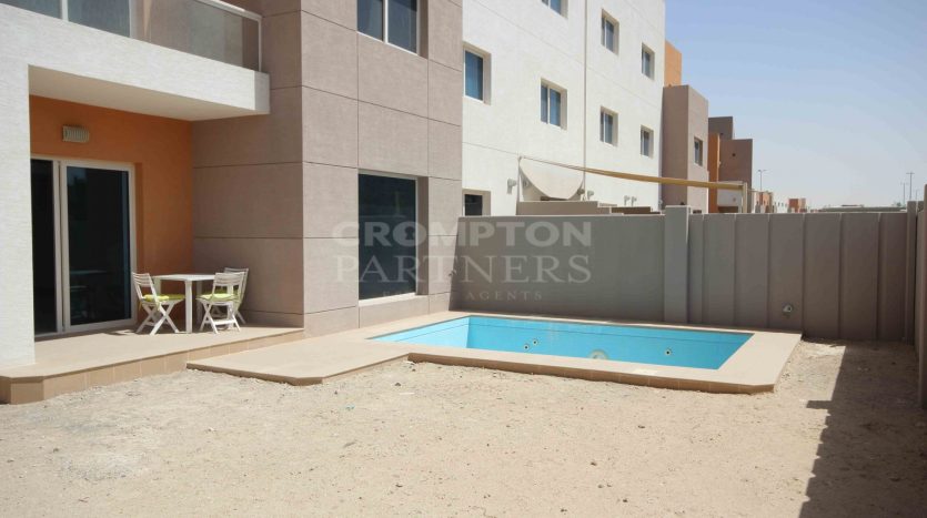 Villa on Al Reef, Abu-Dhabi, 5 bedrooms, 348.3 m2 / per year