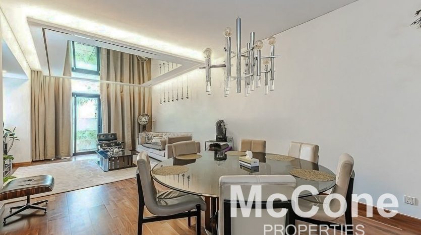 Вилла в DAMAC Hills (Akoya by DAMAC), Дубай, 4 спальни, 388.8 м2 / в год