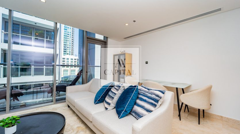 Apartment on Business Bay, Dubai, 2 bedrooms, 93.4 m2 / per year