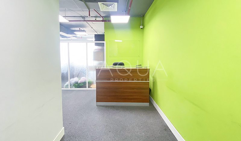 Office on Business Bay, Dubai, 90.1 m2 / per year