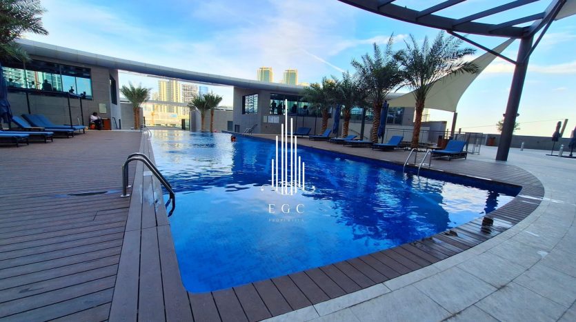 Apartment on Tourist Club Area, Abu-Dhabi, 2 bedrooms, 135.6 m2 / per year