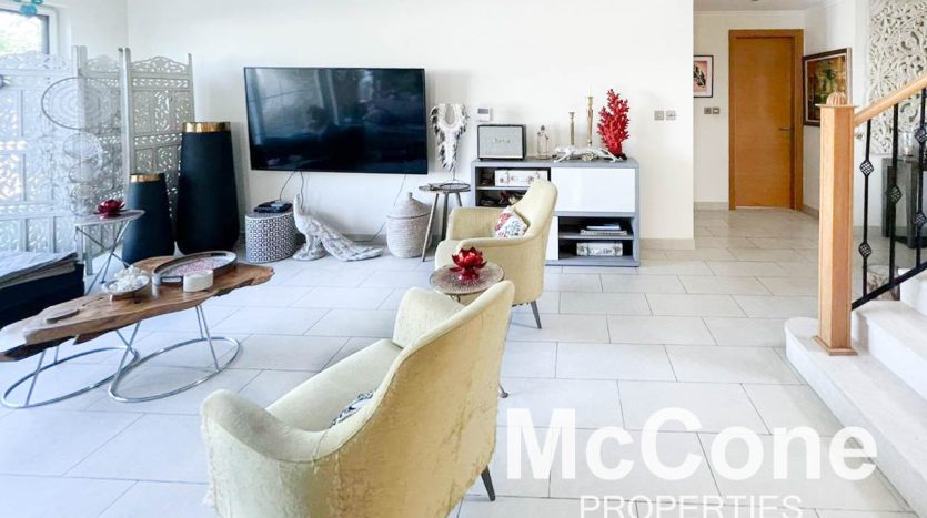 Villa on Jumeirah Park, Dubai, 4 bedrooms, 525.74 m2  | Foto 3