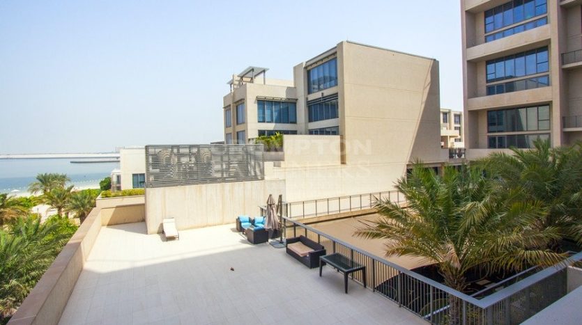 Apartment on Al Raha Beach, Abu-Dhabi, 2 bedrooms, 132.7 m2 / per year