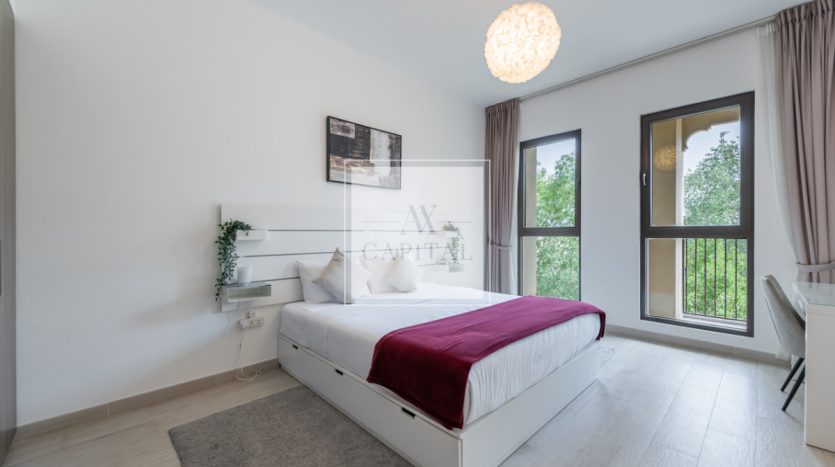 Apartment on Umm Suqeim, Dubai, 2 bedrooms, 128 m2 / per year