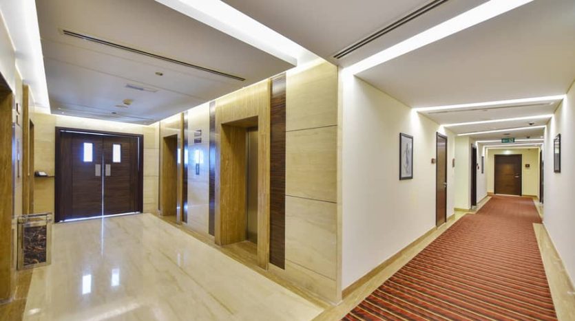 Квартира в Dubai Sports City, 2 спальни, 120 м2 / в год